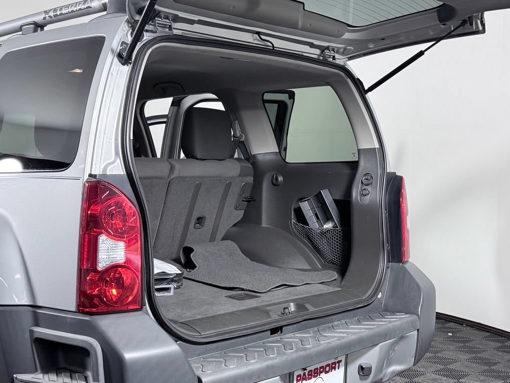 Used 2012 Nissan Xterra X RWD image 32
