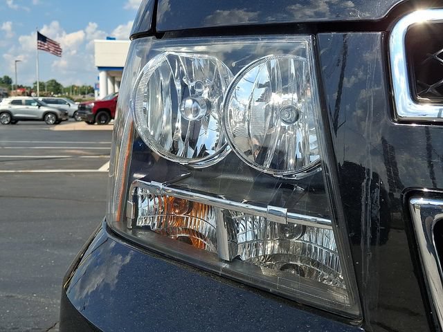 Used 2010 Chevrolet Tahoe LT AWD/4WD image 9