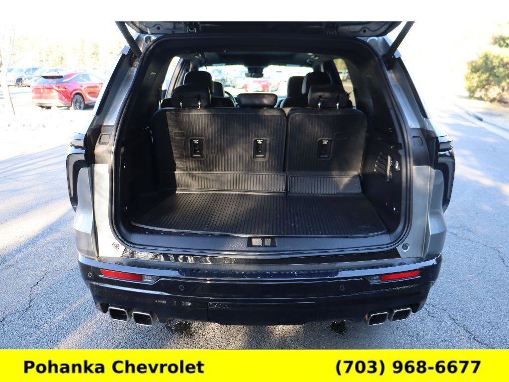 Used 2024 Chevrolet Traverse RS image 37