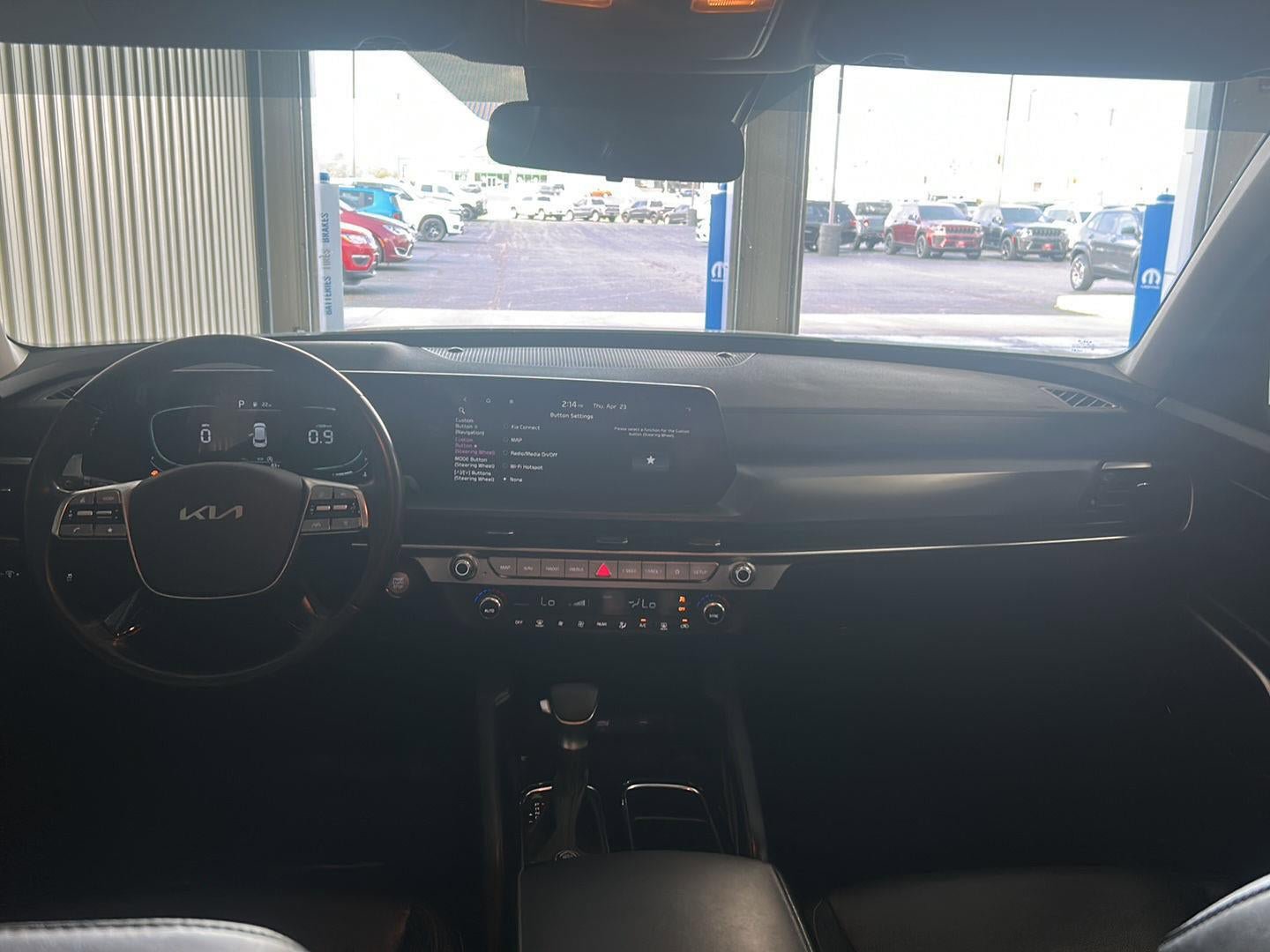 Used 2023 Kia Telluride LX FWD image 27