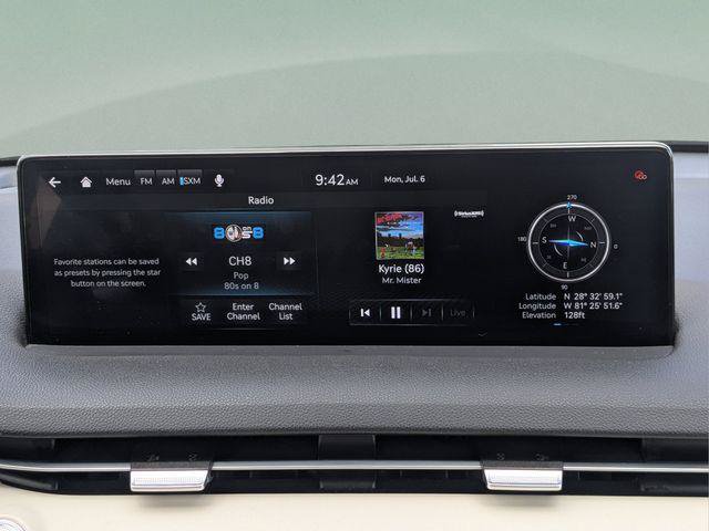 New 2025 Genesis GV70 2.5T w/ Select Package AWD/4WD image 21