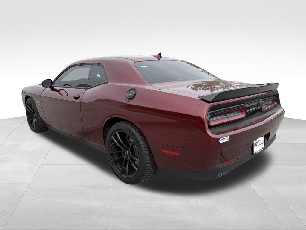 Used 2023 Dodge Challenger R/T Scat Pack RWD image 7