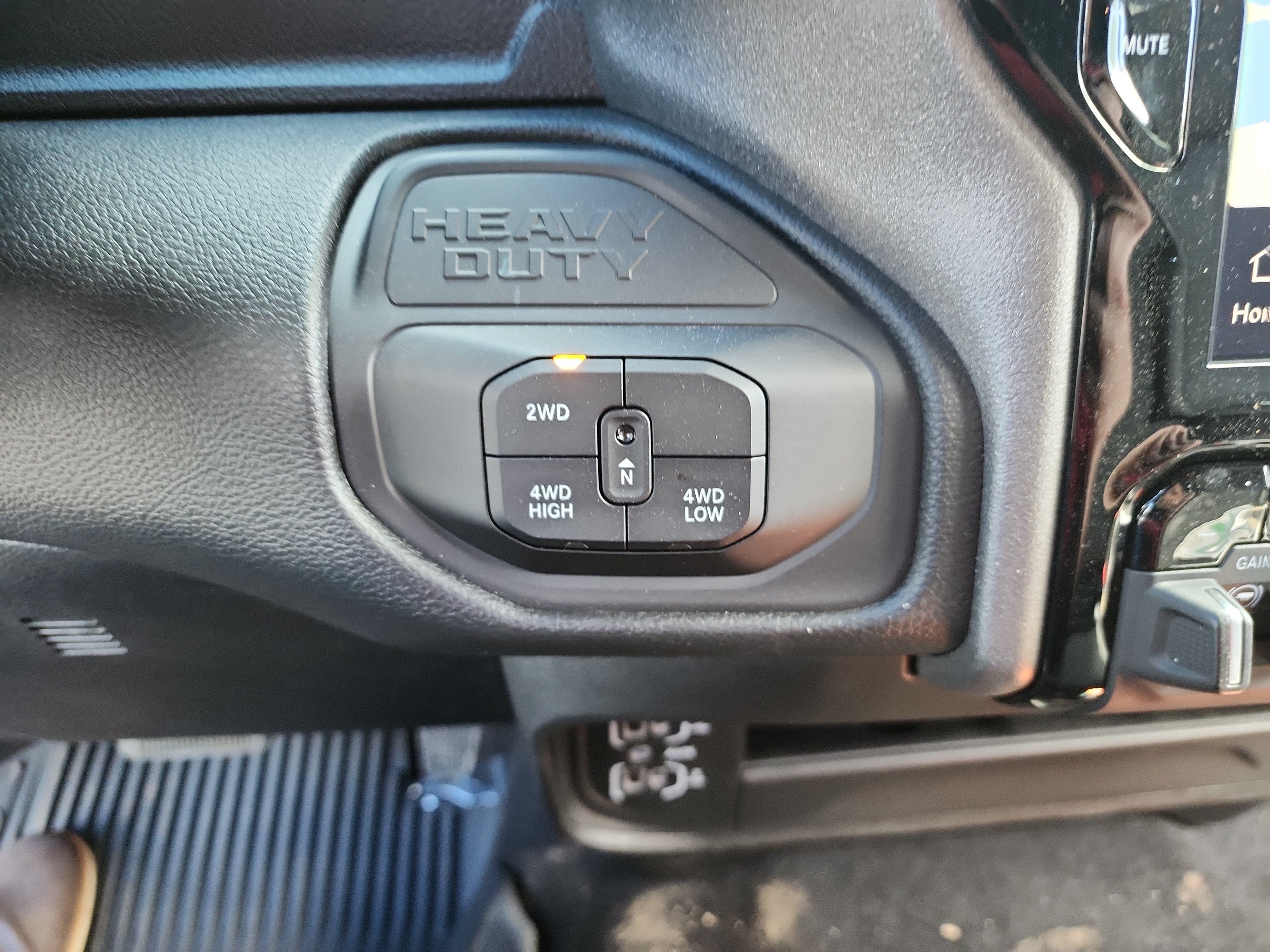 New 2026 RAM 2500 Tradesman AWD/4WD image 9