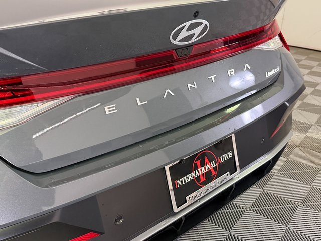 Certified 2024 Hyundai Elantra Limited image 14