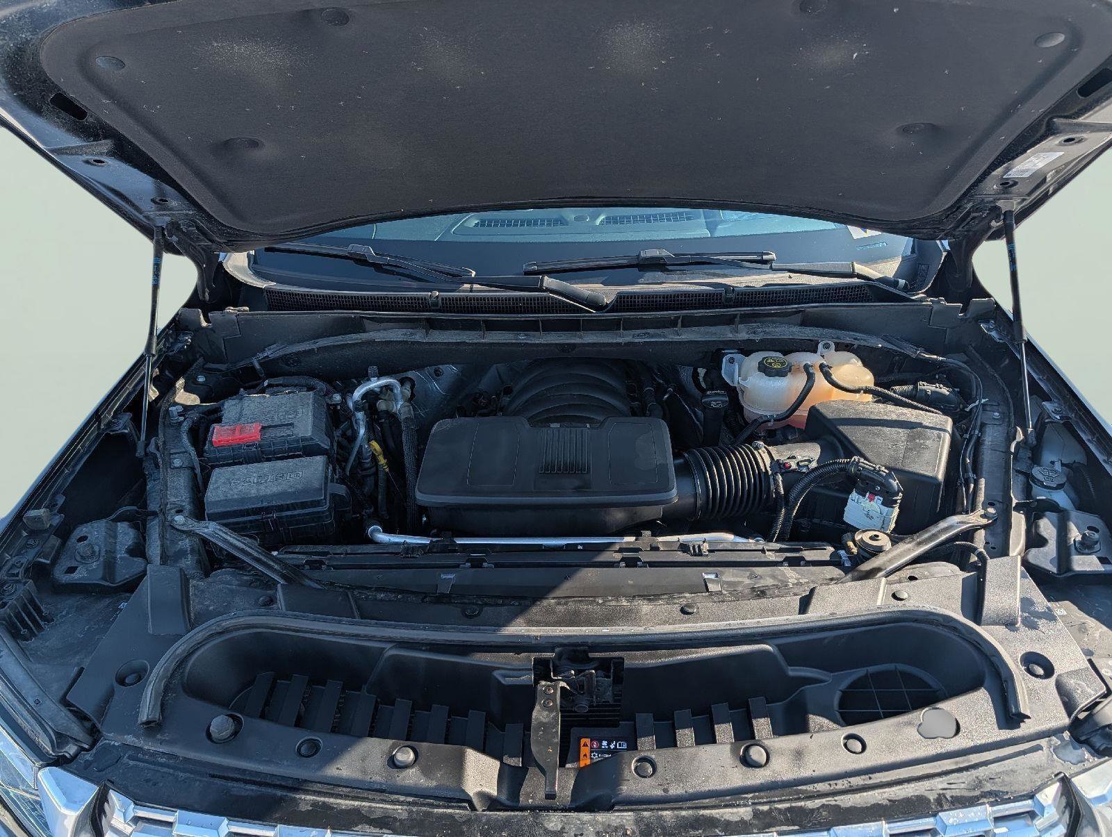 Used 2023 GMC Yukon XL Denali w/ Advanced Technology Package image 28