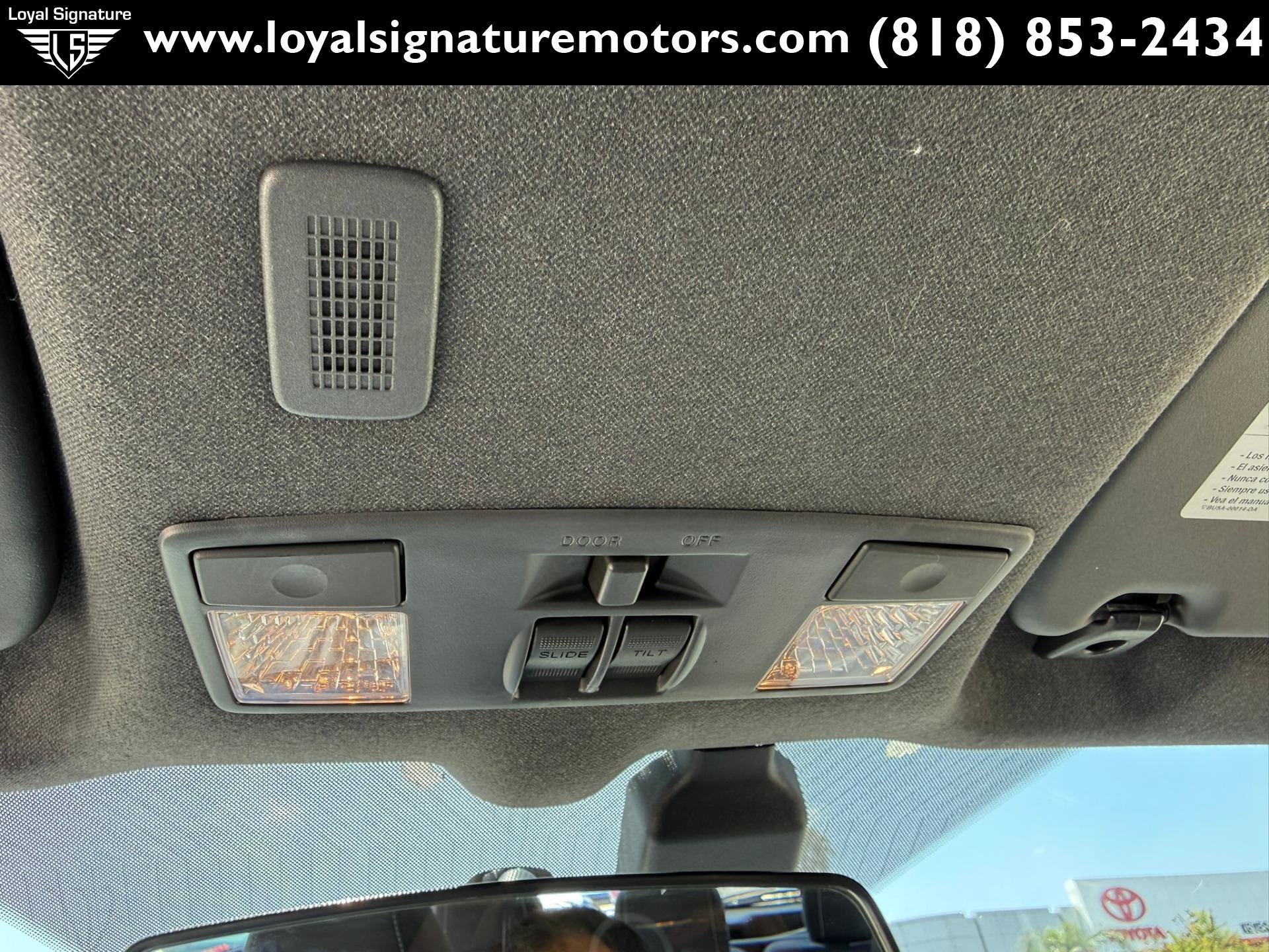 Used 2014 Ford Fiesta ST FWD image 27