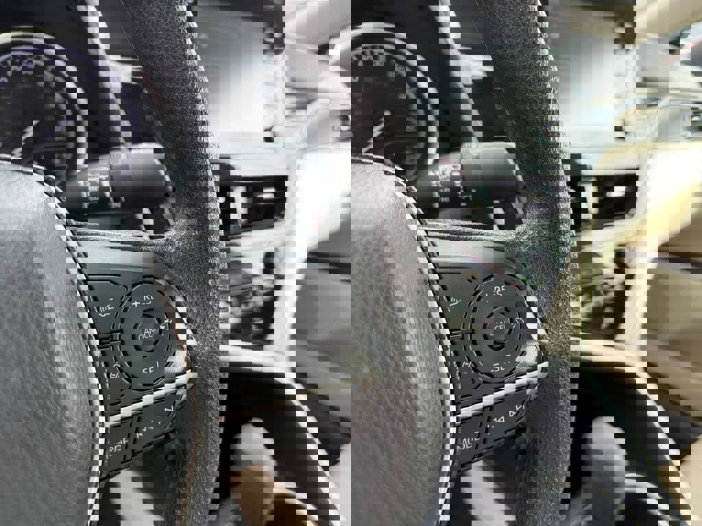 Used 2023 Toyota Camry LE image 21