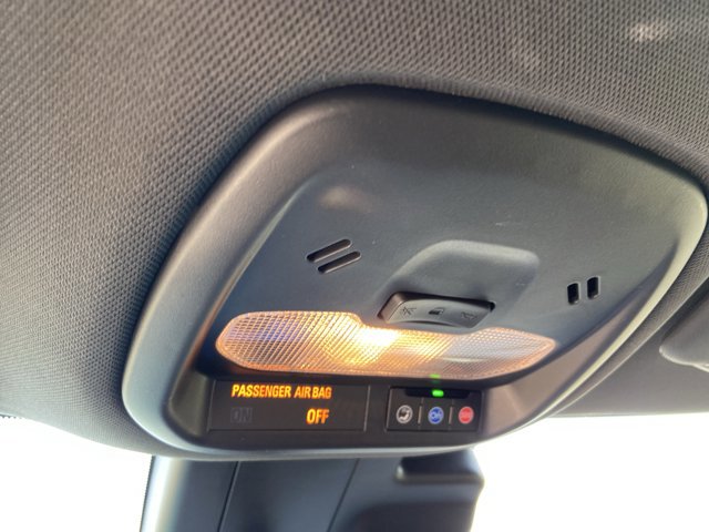 Used 2025 Chevrolet Trax RS image 36