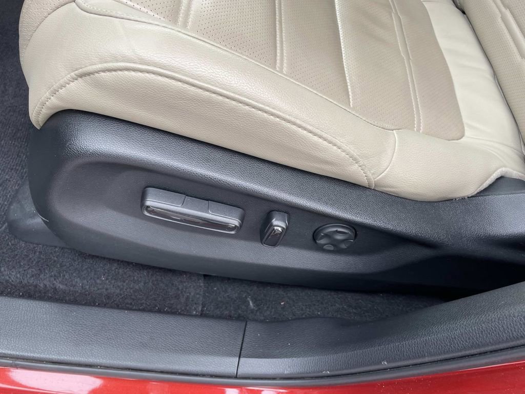 Used 2019 Honda CR-V EX-L image 18