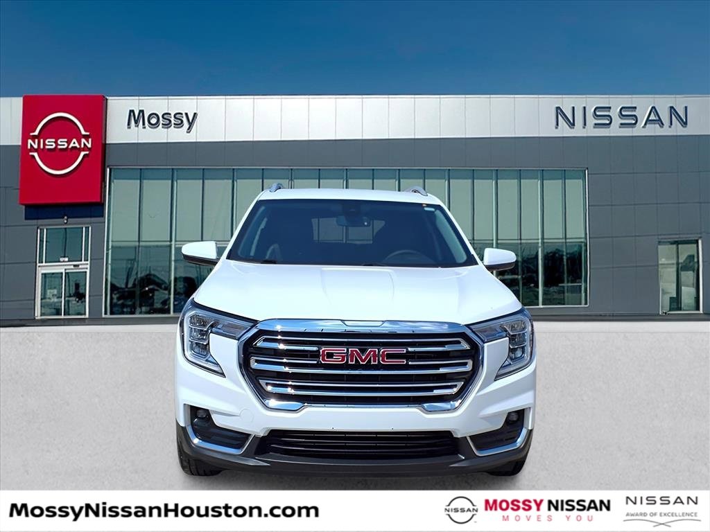 Used 2024 GMC Terrain SLT image 5