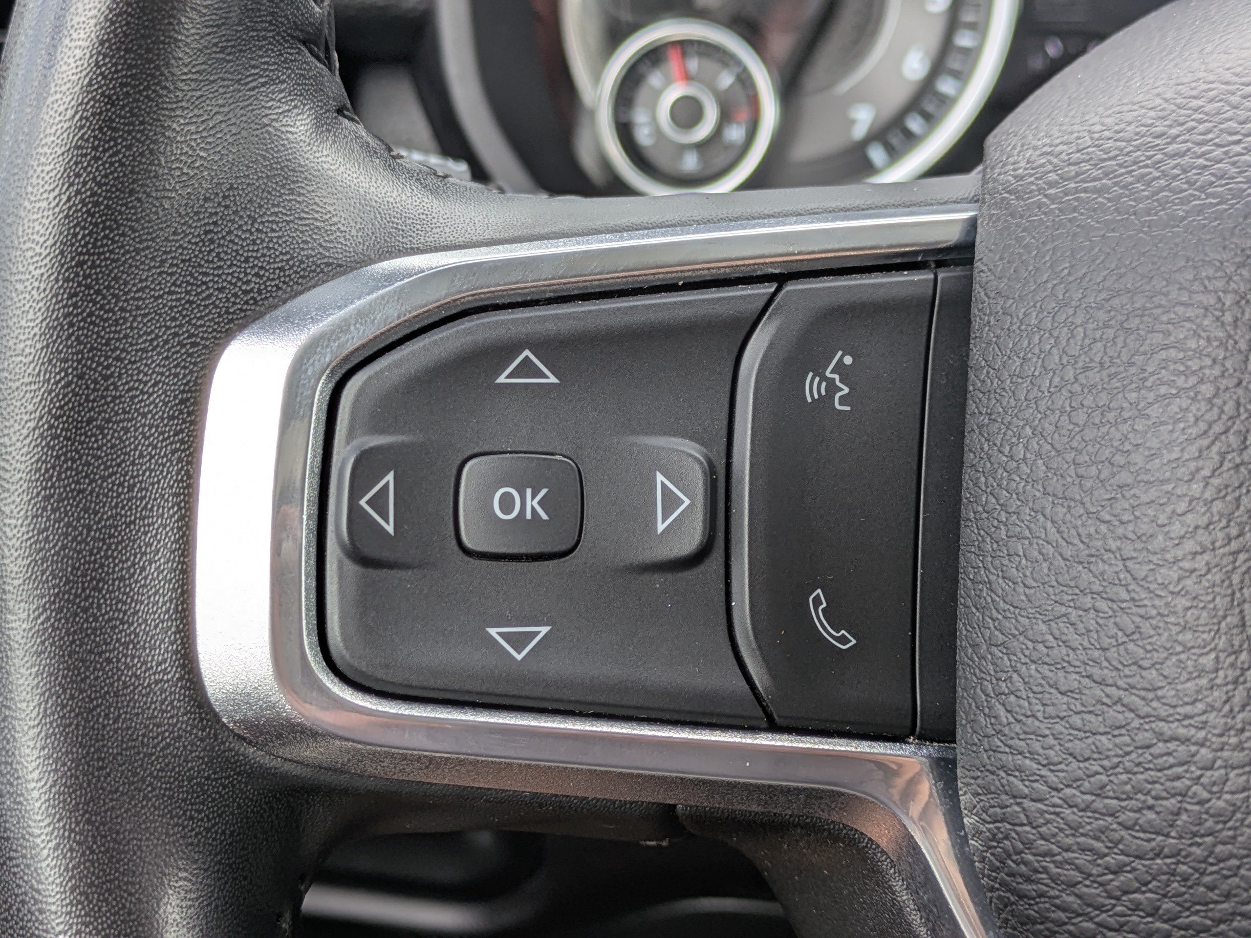 Used 2024 RAM 2500 Laramie w/ Safety Group AWD/4WD image 21