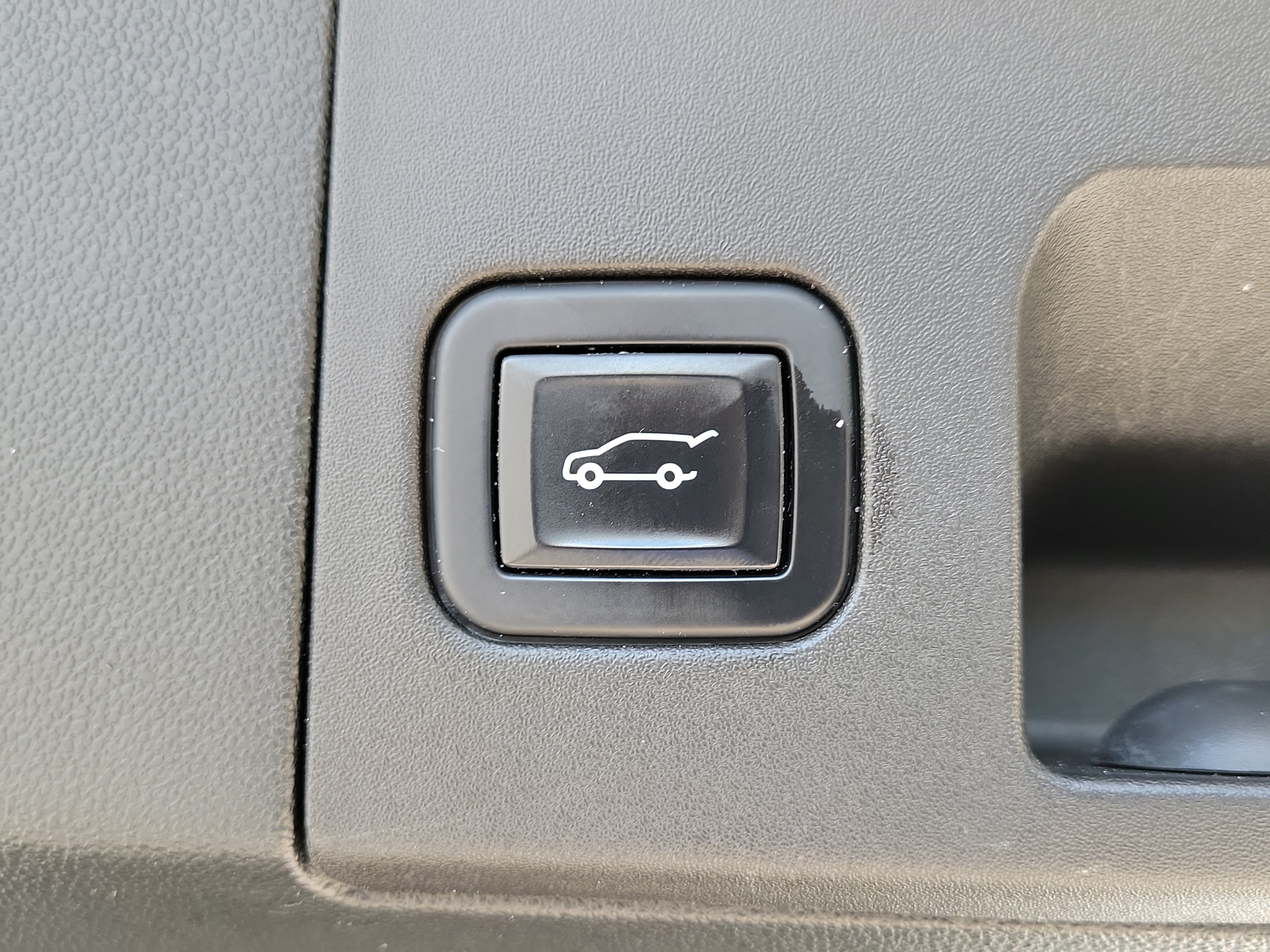 Used 2022 Cadillac XT5 Luxury FWD image 11