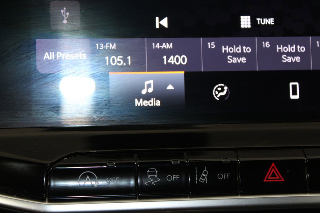 Used 2024 Jeep Compass Latitude image 44