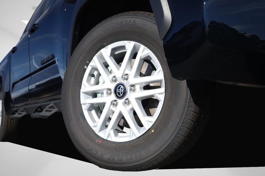 New 2026 Toyota Tundra SR5 image 3