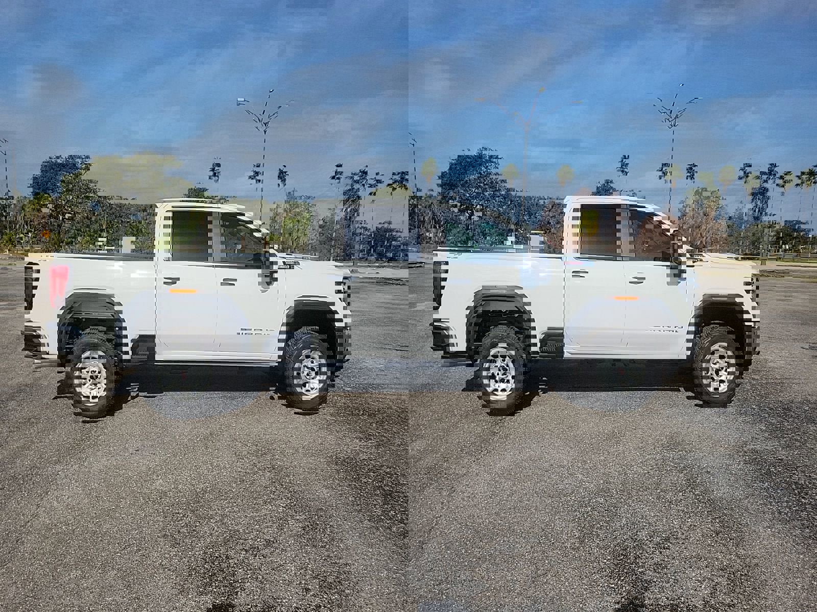 New 2026 GMC Sierra 2500 Pro w/ Max Trailering Package image 4