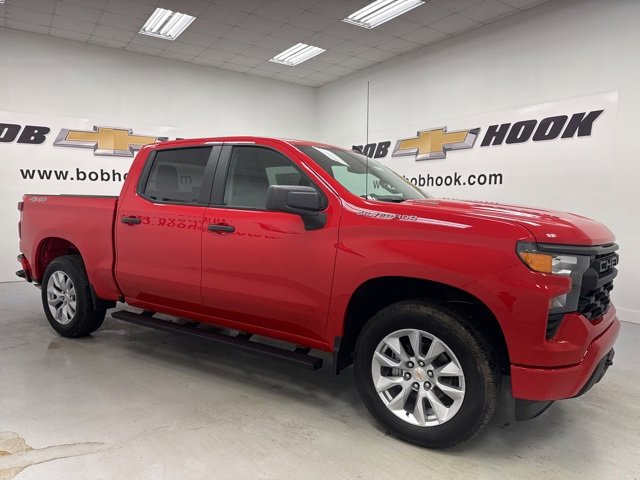 New 2026 Chevrolet Silverado 1500 Custom image 3