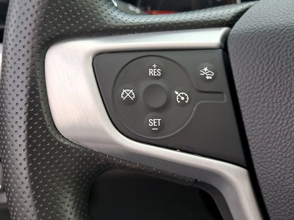 Used 2023 GMC Acadia SLE w/ Driver Convenience Package FWD image 21