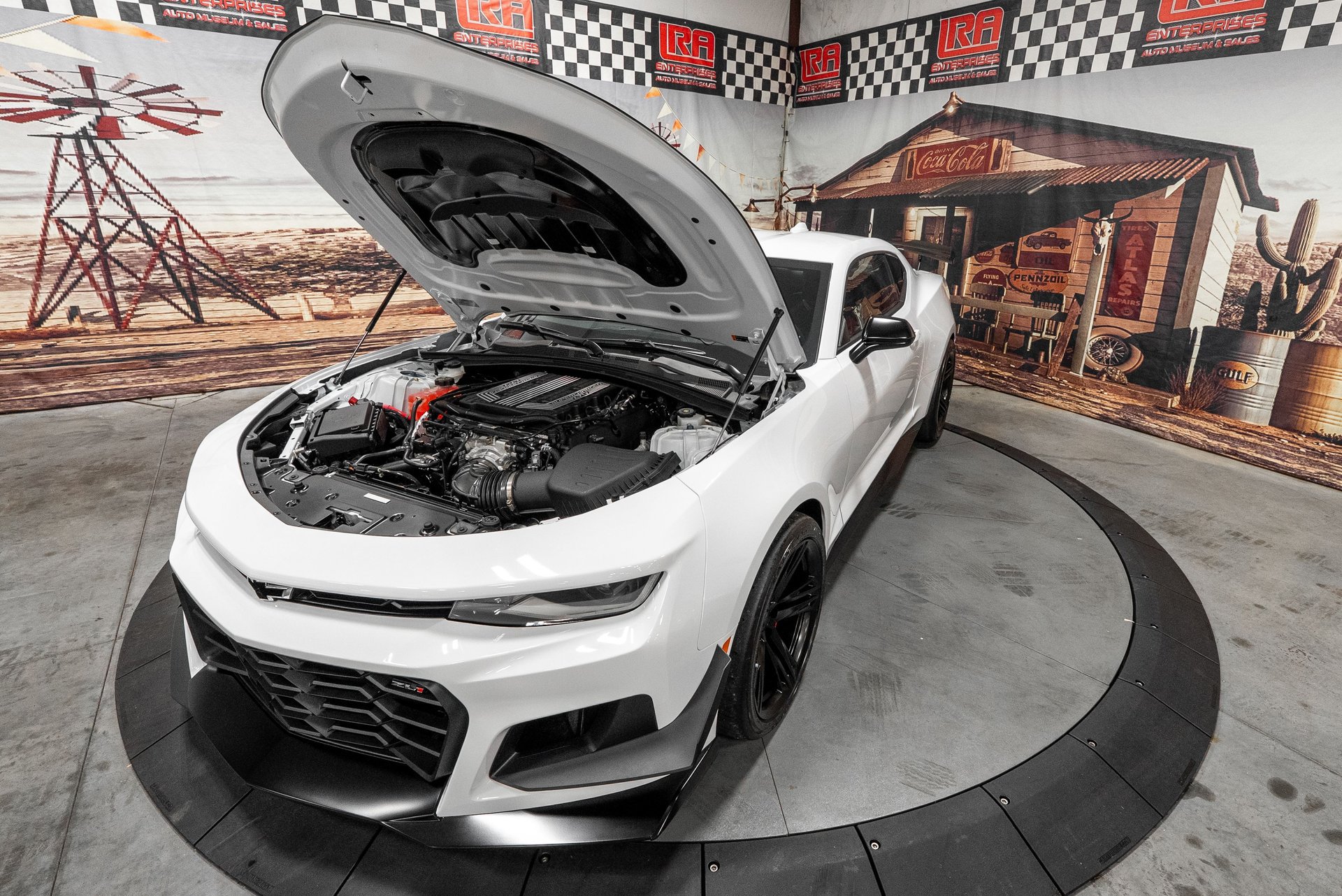 Used 2024 Chevrolet Camaro ZL1 RWD image 19