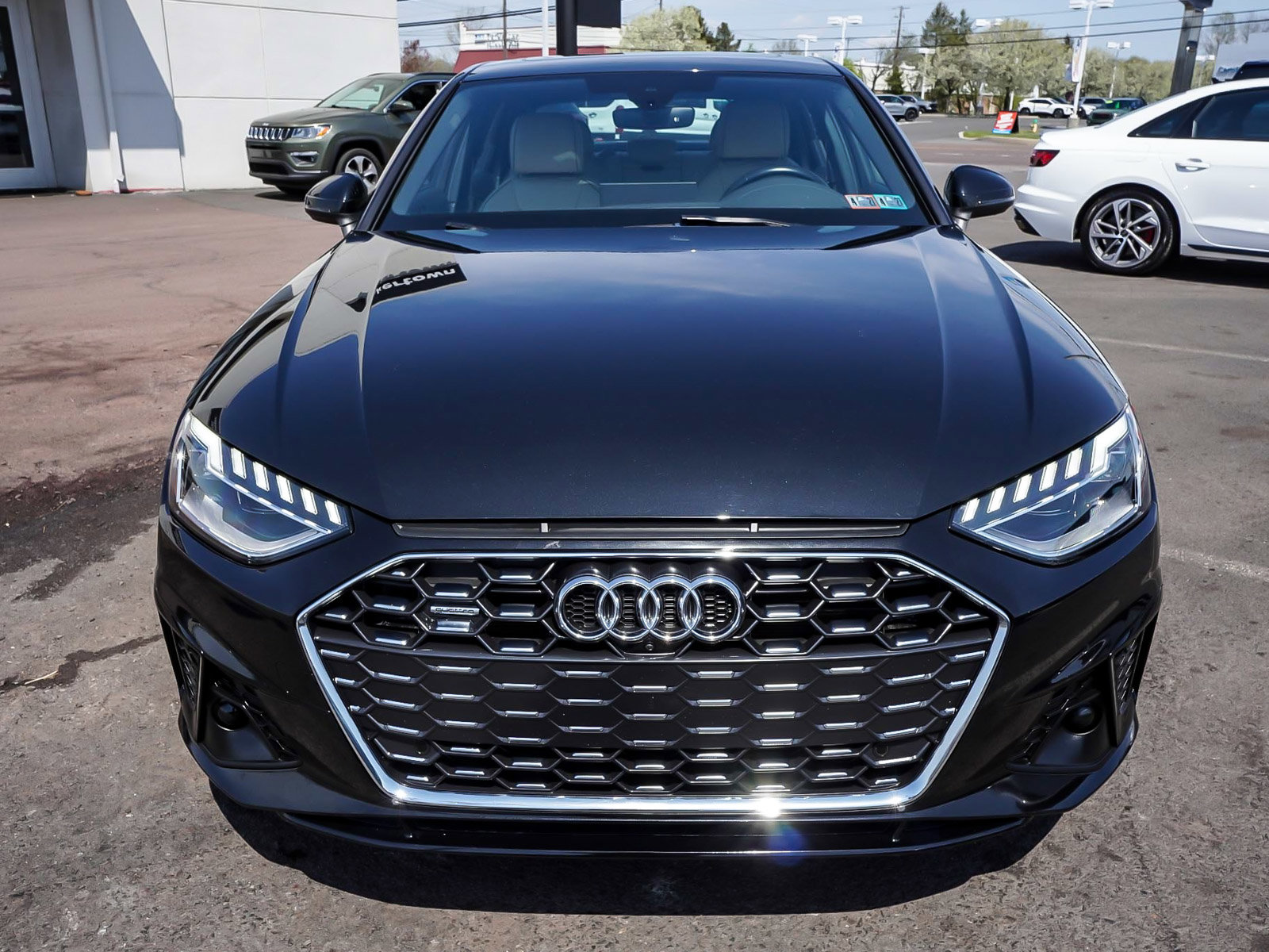 Used 2024 Audi A4 2.0T Premium Plus image 2