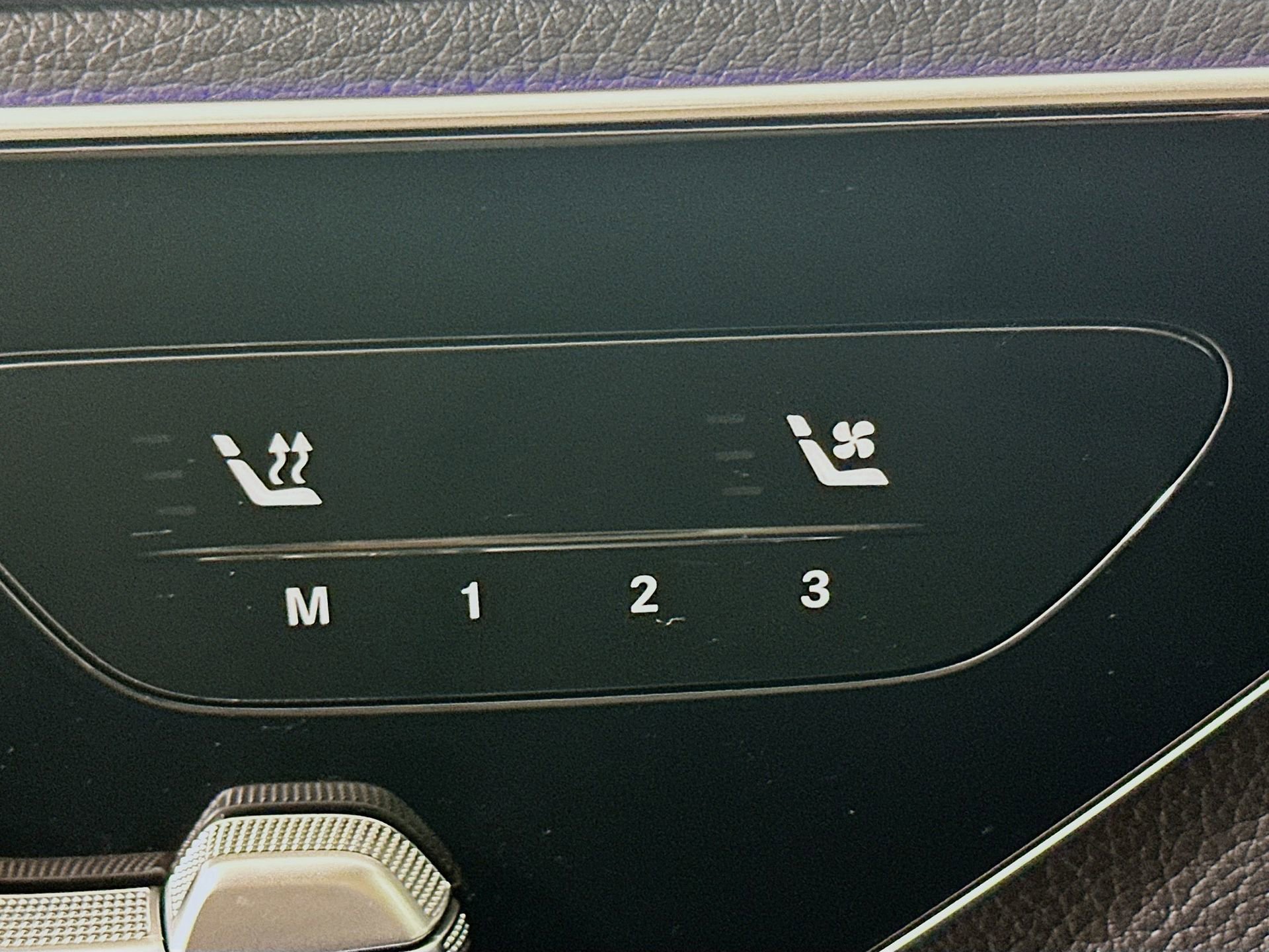 Used 2025 Mercedes-Benz C 300 Sedan image 22