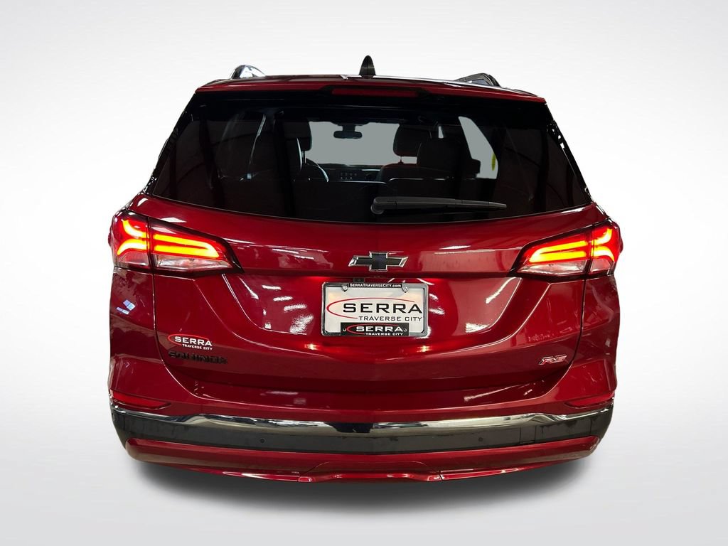 Used 2022 Chevrolet Equinox RS AWD/4WD image 4