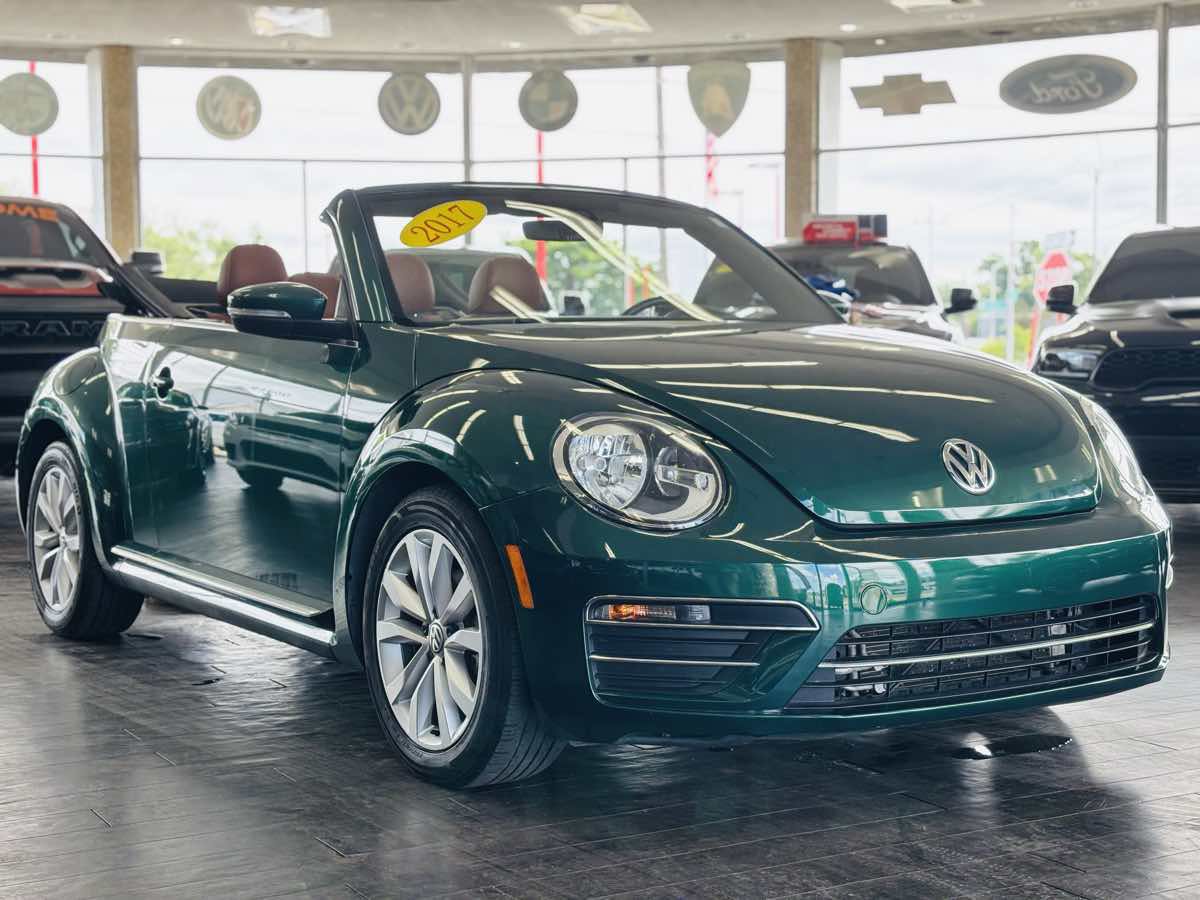 Used 2017 Volkswagen Beetle 1.8T SEL FWD image 4