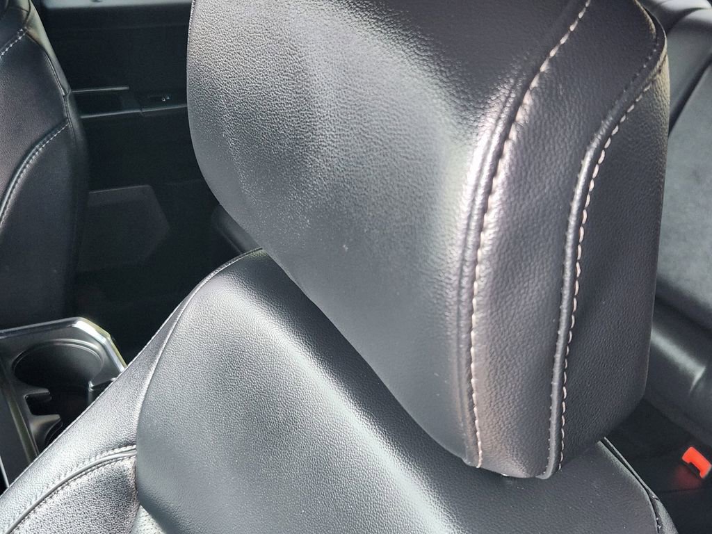 Used 2024 Ford F150 Lariat w/ Equipment Group 502A High AWD/4WD image 13