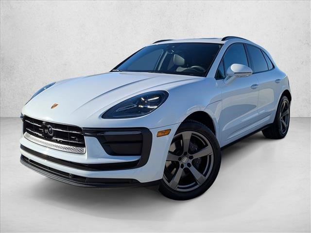 Used 2025 Porsche Macan Turbo image 1