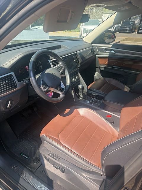 Used 2021 Volkswagen Atlas SEL Premium image 9