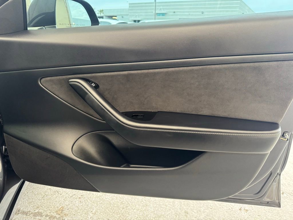 Used 2018 Tesla Model 3 Long Range image 12