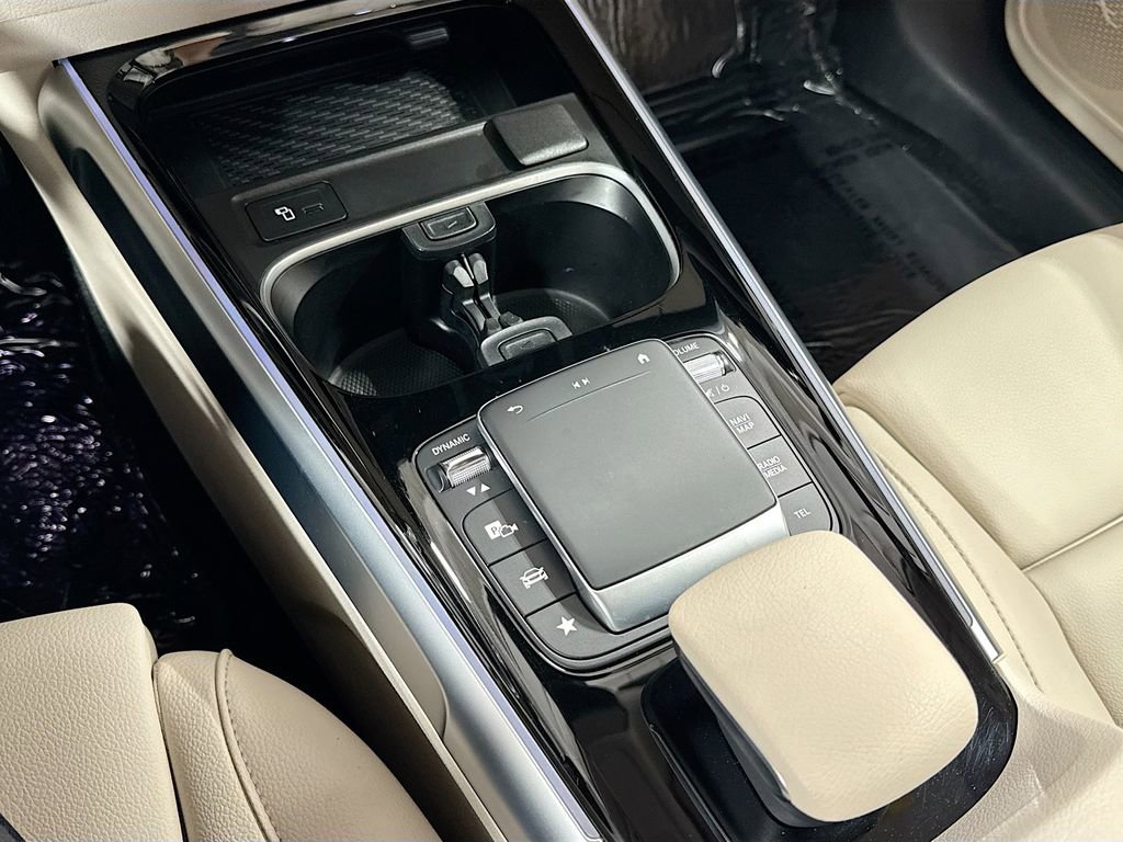 Used 2023 Mercedes-Benz EQB 300 4MATIC image 20