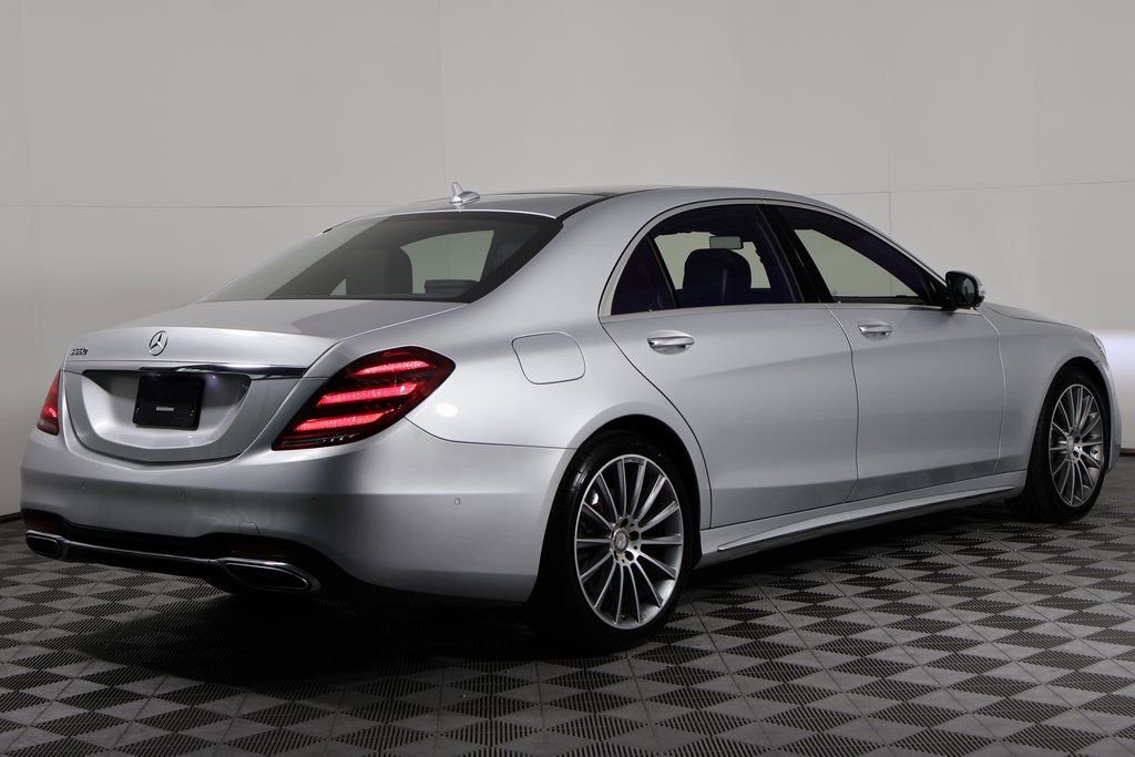 Used 2018 Mercedes-Benz S 560 Sedan image 4