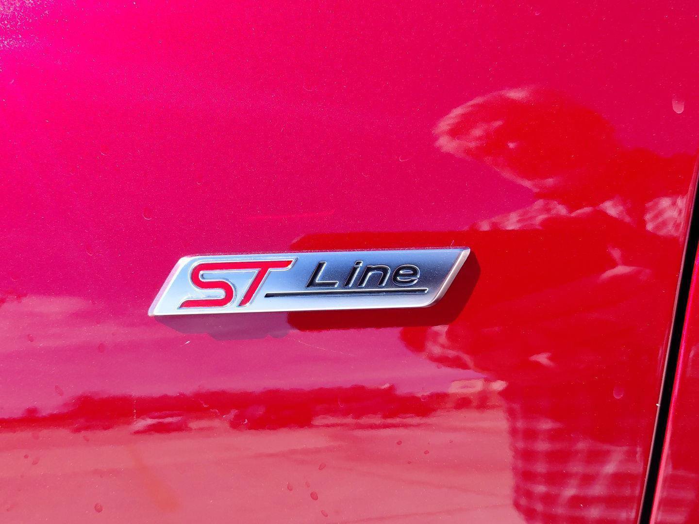 Used 2025 Ford Escape ST-Line image 22
