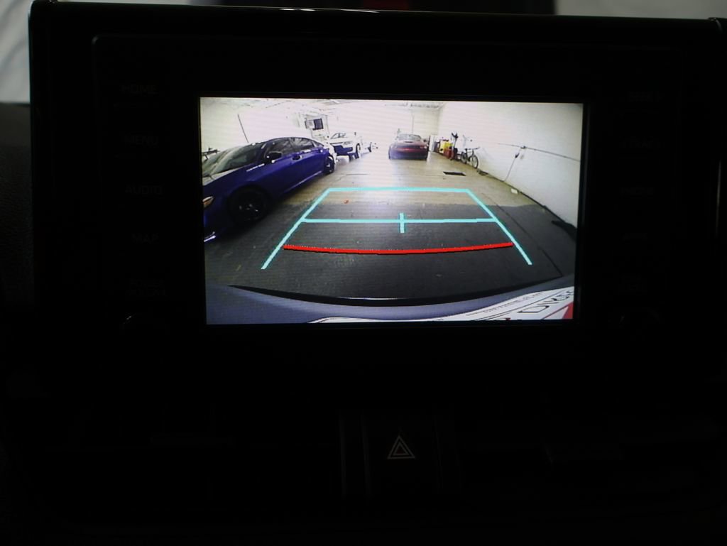 Used 2019 Toyota RAV4 LE FWD image 22