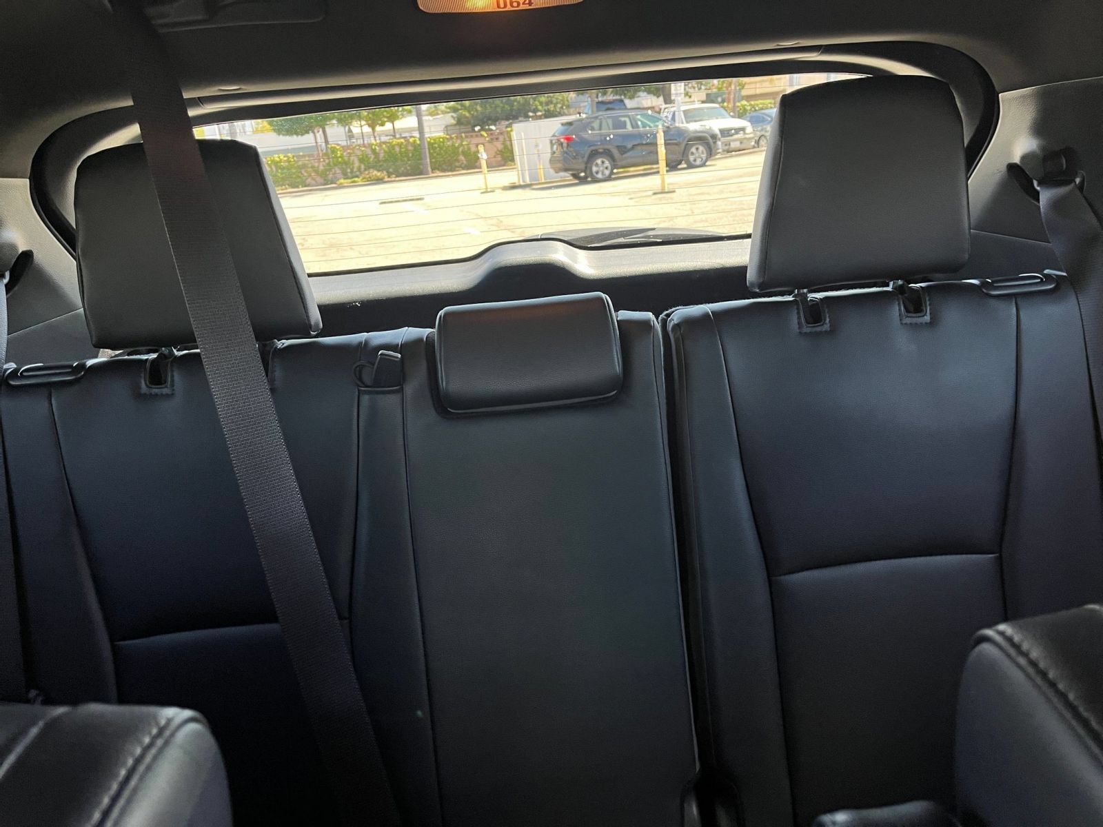 Used 2025 Toyota Highlander XSE AWD/4WD image 31