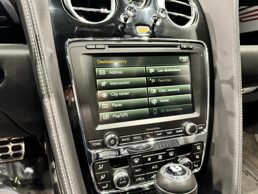 Used 2018 Bentley Flying Spur V8 image 21
