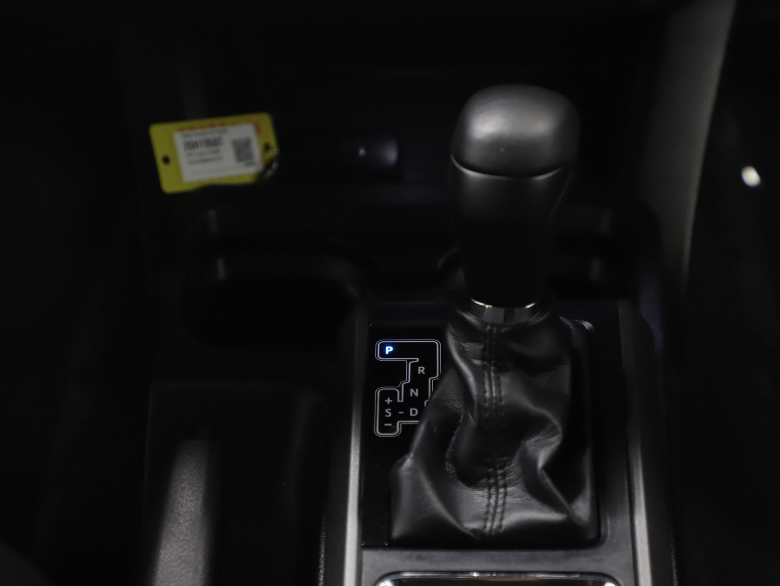Used 2019 Toyota Tacoma TRD Sport w/ Technology Package image 18