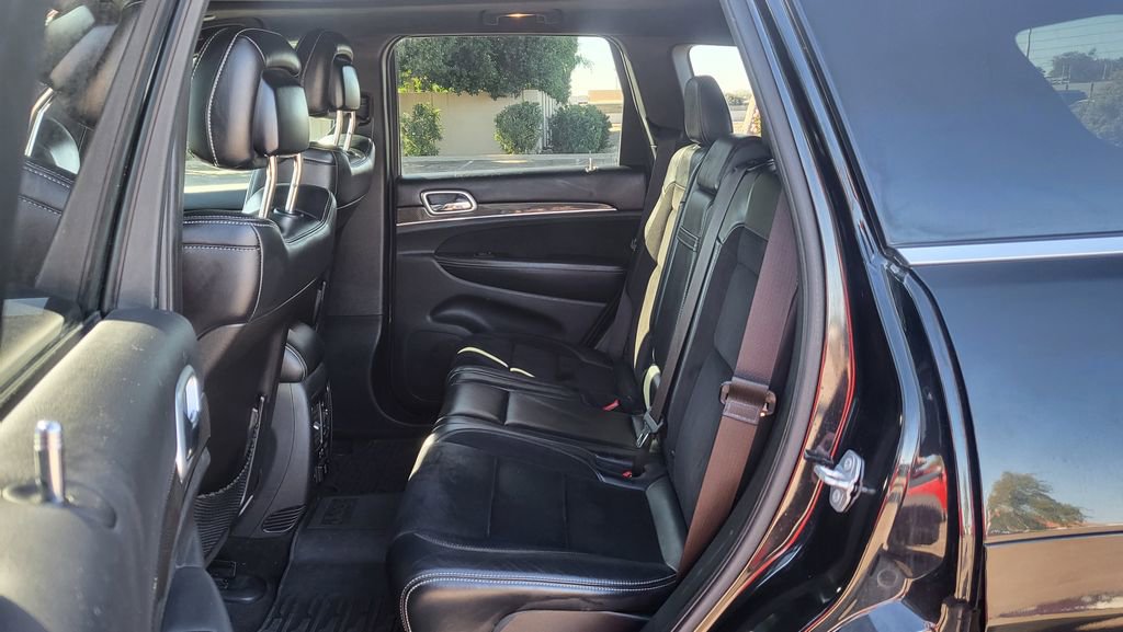 Used 2015 Jeep Grand Cherokee SRT w/ Trailer Tow Group IV image 23