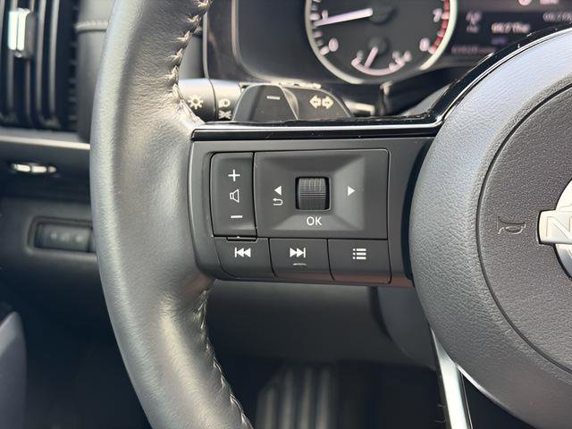 Used 2022 Nissan Pathfinder SL image 27