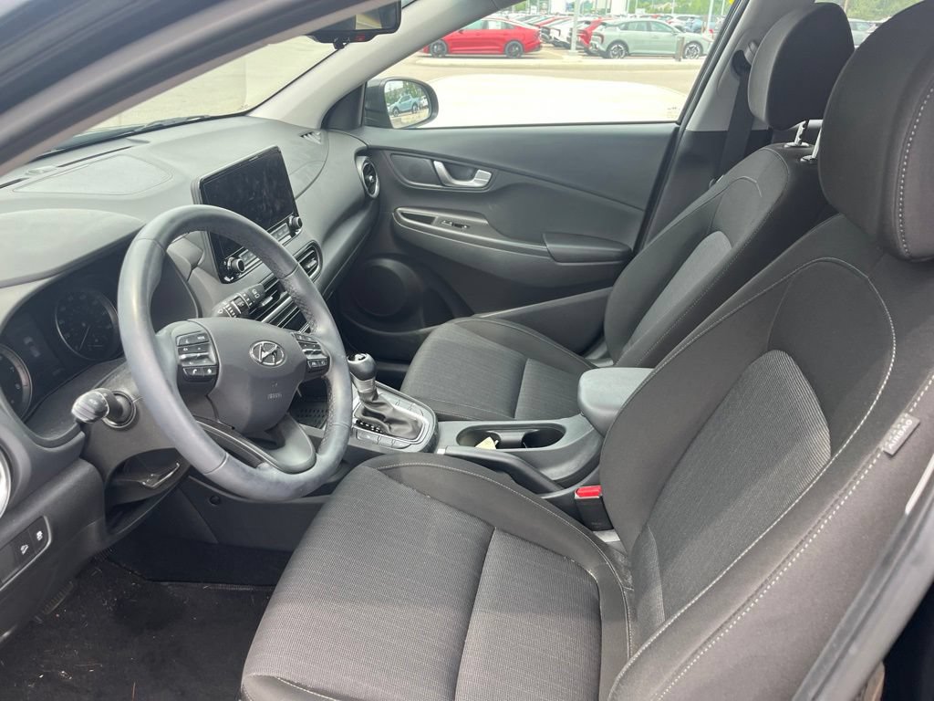 Used 2023 Hyundai Kona SEL w/ Convenience Package AWD/4WD image 3