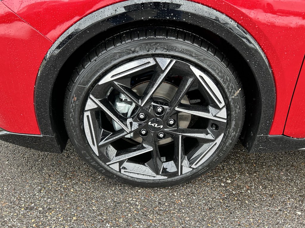 New 2025 Kia K4 GT-Line image 9