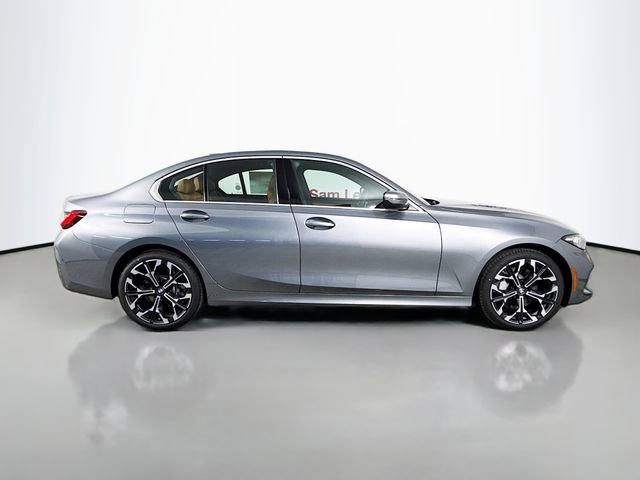 Used 2026 BMW 330i xDrive Sedan w/ Premium Package image 8