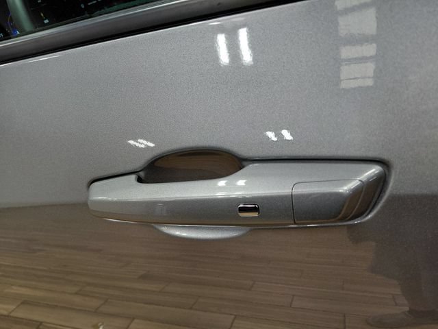 Used 2026 Chevrolet Equinox LT FWD image 8