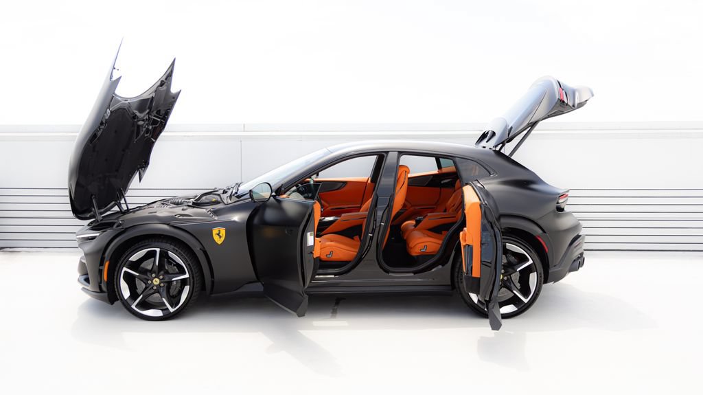 Used 2026 Ferrari Purosangue AWD/4WD image 31
