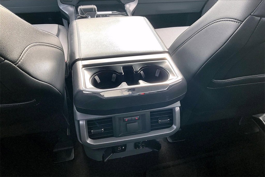 Used 2021 Ford F150 Lariat w/ Equipment Group 502A High image 33