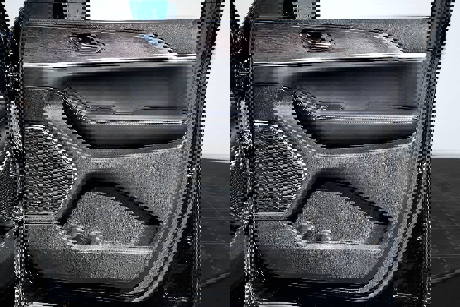 Used 2022 Jeep Grand Cherokee Limited 4xe image 29