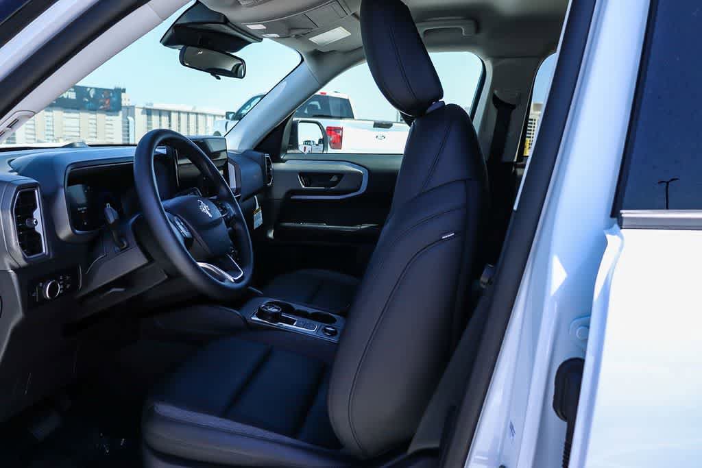 Used 2025 Ford Bronco Sport Big Bend w/ Black Appearance Package AWD/4WD image 17