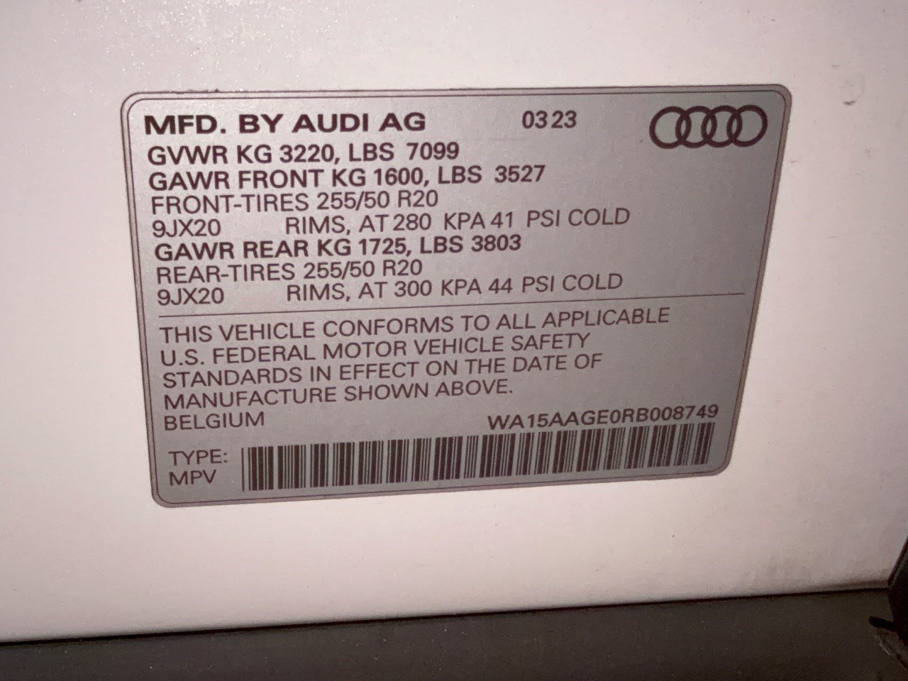 Used 2024 Audi Q8 e-tron Premium Plus AWD/4WD image 31