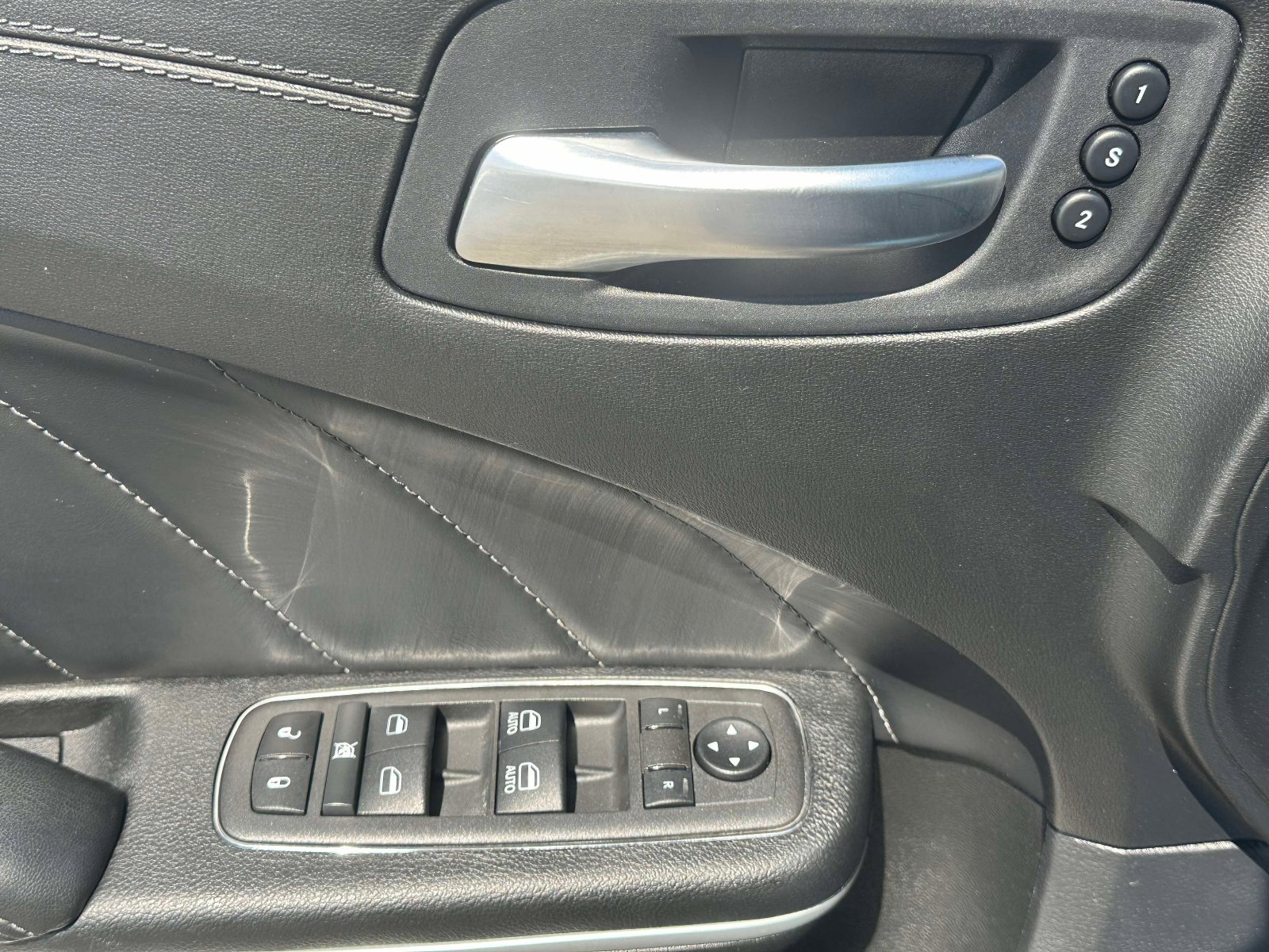 Used 2022 Dodge Charger SXT w/ Plus Group image 18