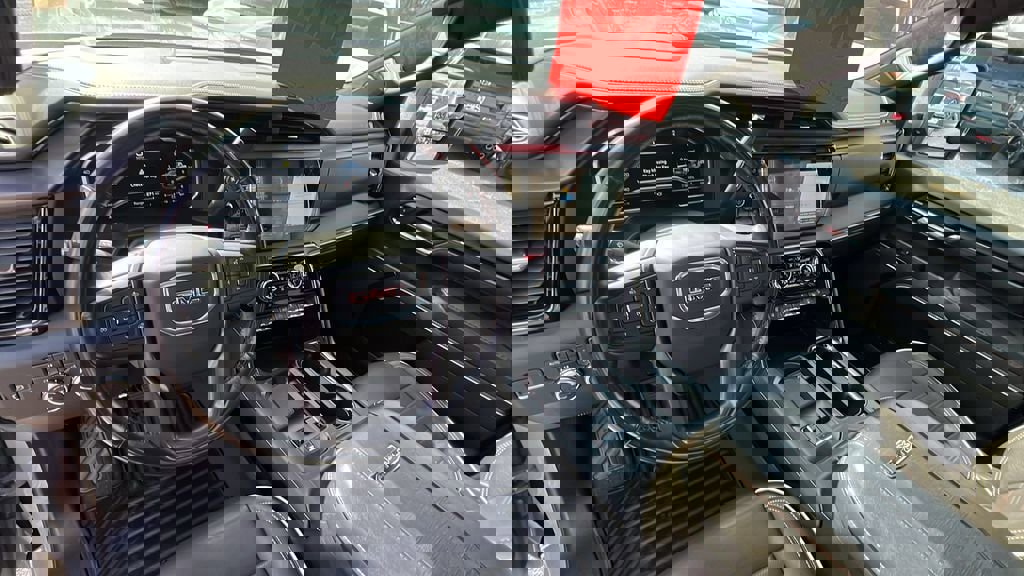 Used 2024 GMC Sierra 2500 AT4X image 22